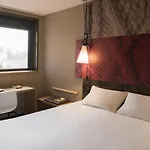 Ibis Sud 3* Valence (Drome)