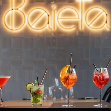 宜必思瓦朗斯南部酒店 酒店 3*