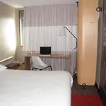 Ibis Sud Hotell 3*