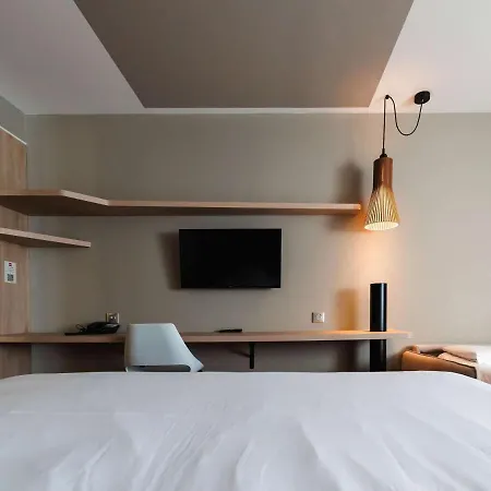 Ibis Sud 3* Валанс