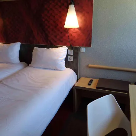 Ibis Sud Hotel 3*