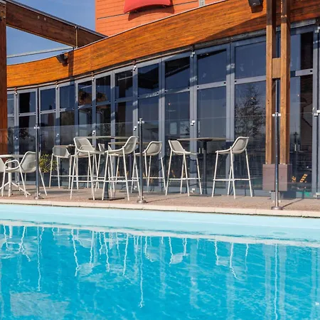 Ibis Sud Отель 3*
