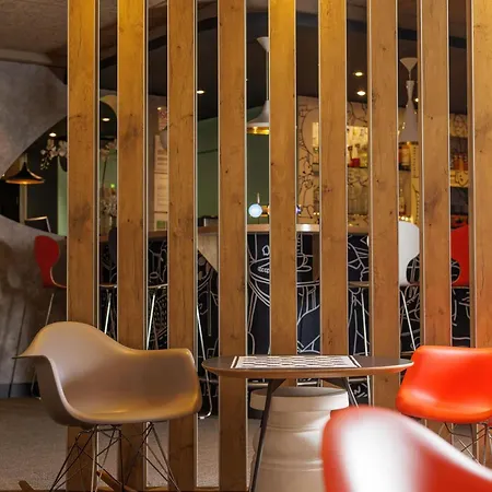 Ibis Sud Hotel 3*