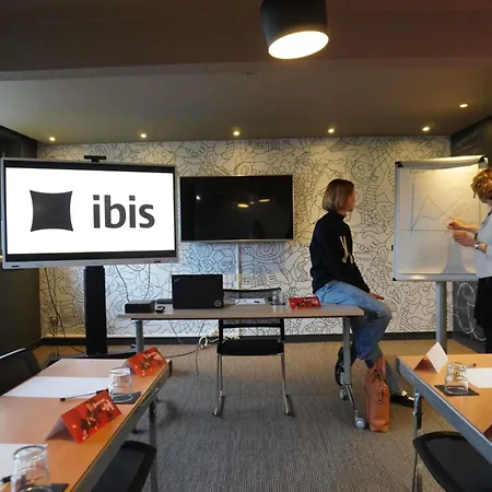Ibis Sud Hotel 3*
