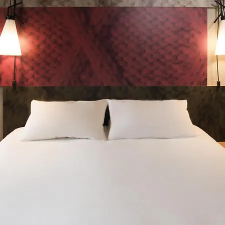 Ibis Sud Hotel 3*