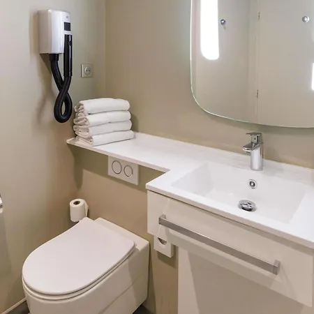 Ξενοδοχείο Ibis Sud 3*
