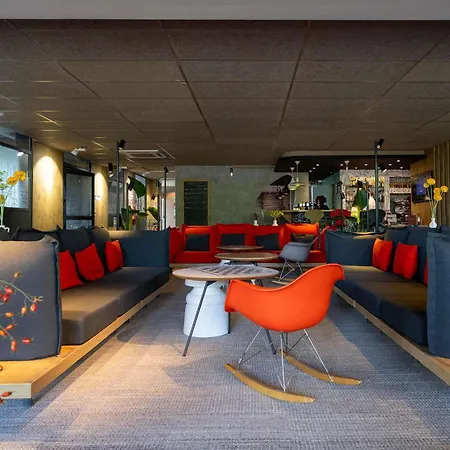 Ibis Sud 3*