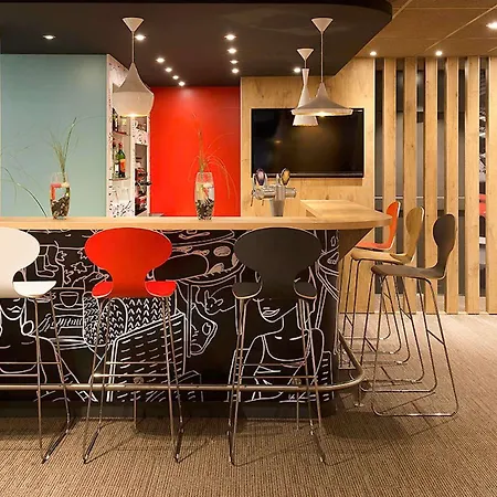 Ibis Sud 3*