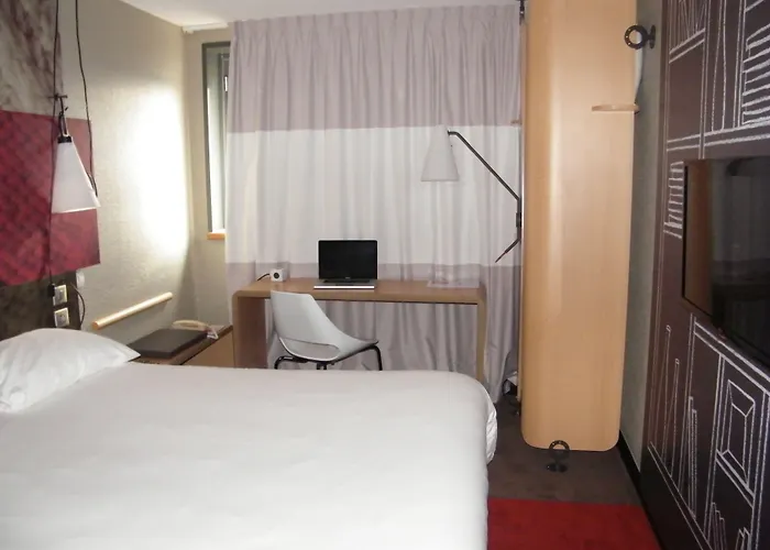 Ibis Sud Hotel 3*